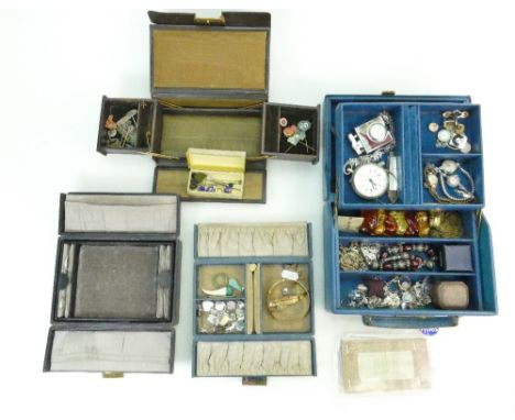 Tray containing quantity of jewellery, rings, watches (including centre seconds chronograph), novelty watch lighter, necklace