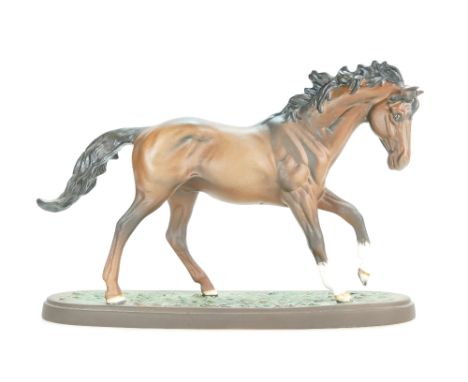 Royal Doulton horse The Winner DA154 on ceramic base