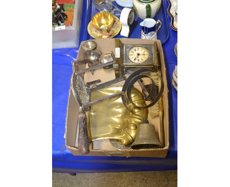 Mixed Lot: Small mantel clock, trivet, servants bell etc
