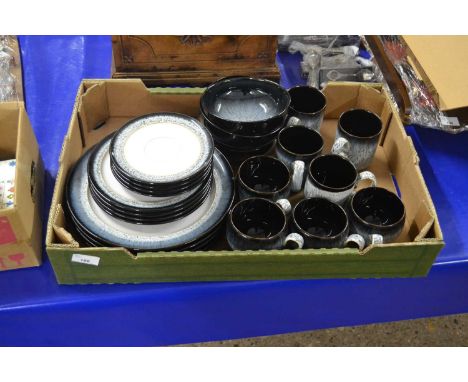 Quantity of modern Denby table wares