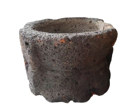 Used as a grinder base  H 80x245 cm  