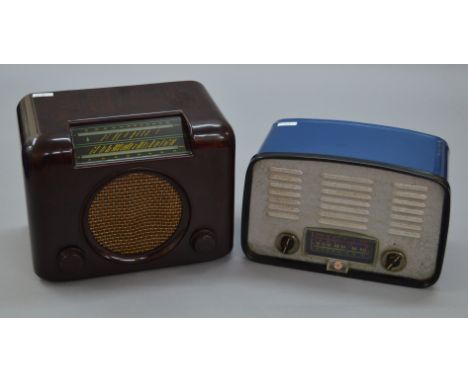 2 vintage radios: A Bush DAC 90A in brown bakelite and a Berec metal cased radio