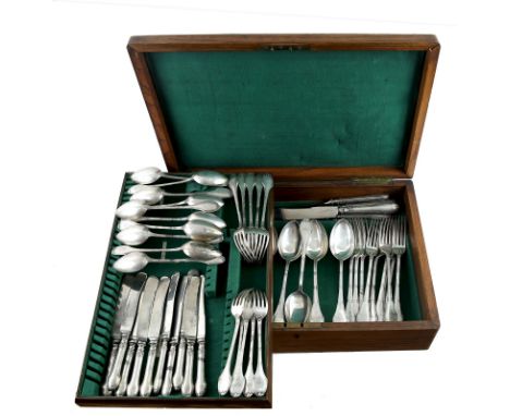 A 60-PIECE RUSSIAN SILVER FLATWARE SET, ST. PETERSBURG, 1899-1908set comprises: 10 soup spoons, 10 dinner forks, 10 dinner kn