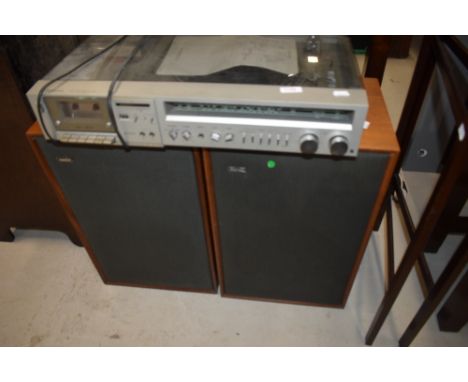 A vintage Panasonic music system and pair of Goodmans speaker