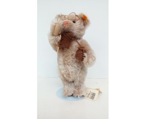 Steiff Grandma 27 teddy bear 