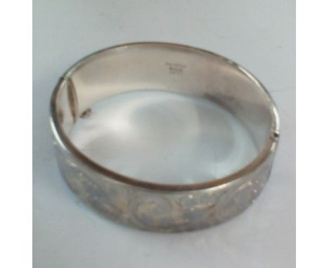 Silver bangle