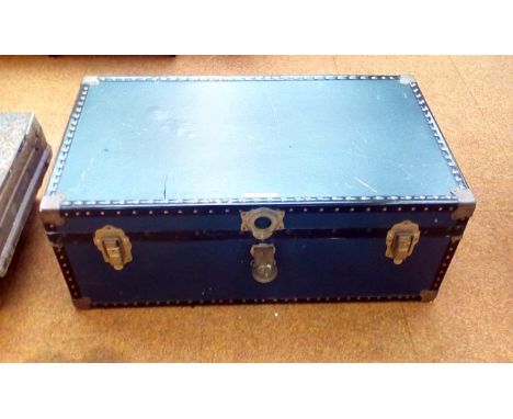 Vintage Mossman trunk 