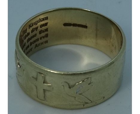 9ct Gold band ring - Lord's Prayer to interior  