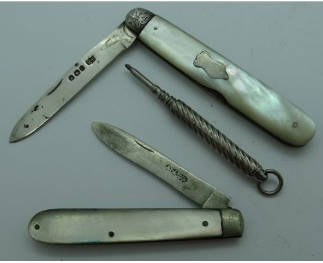 2 Silver & Mother of Pearl fruit knives & propelling pencil  
