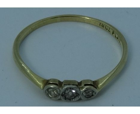 18ct Gold 3 stone ring  