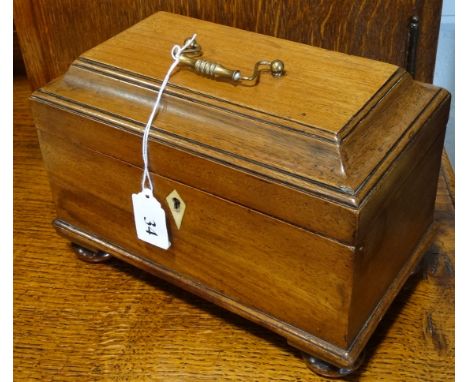 Mahogany tea caddy with fitted interior  