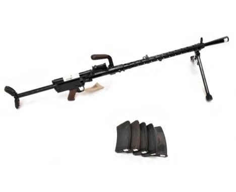 ***AMENDED DESCRIPTION*** A deactivated German manufacture MG13 light machine gun sold under contract as a Portuguese Metralh