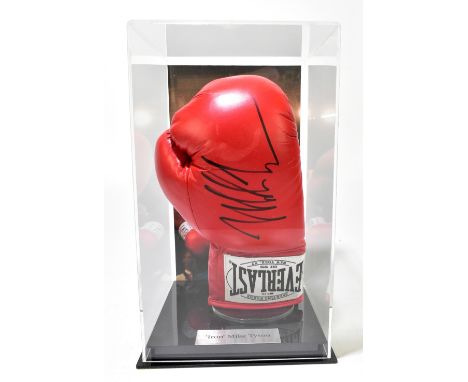 David Price Signed Boxing Glove - Lonsdale - In Acrylic Display