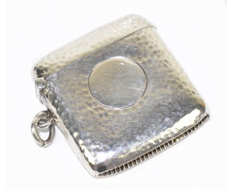 WILLIAMS (BIRMINGHAM) LTD; an Edward VII hallmarked silver vesta case with hammered finish and vacant circular cartouche, Bir