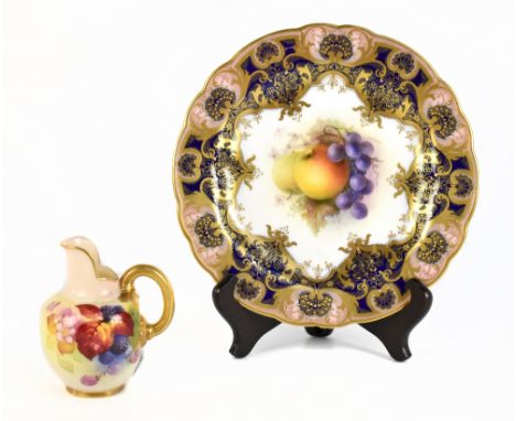 ROYAL WORCESTER; a cabinet plate painted with fruit by R. Seabright, 22.5cm (chip to underside of rim), with a small flat bac