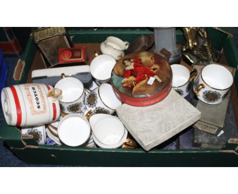 Tray of assorted china and other items to include Royal Imperial Finest bone china retro design part coffee ware items compri