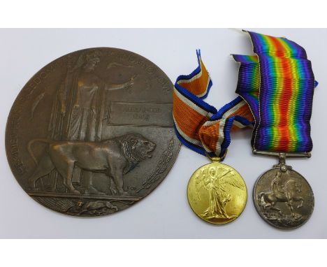 A pair of WWI medals to 6035 Pte. A. Dailey, R. Scots, with death plaque named Alexander DALY, (note spelling) 