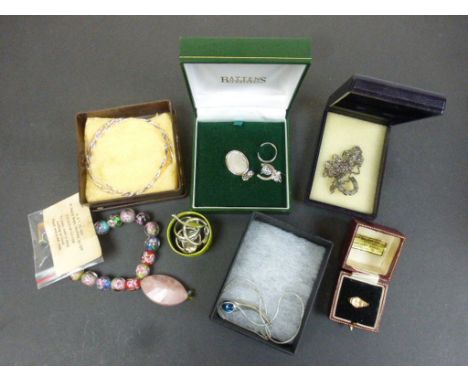 Collection of vintage Boxed and unboxed Jewellery to include; Hallmarked Silver rings, pendants, Horseshoe brooch &amp; a 9ct