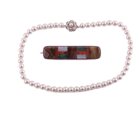 A Scottish pebble bar brooch and a Sato Pearl imitation pearl necklace; The bar brooch is composed of various agate inlays - 