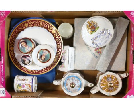 A mixed collection of items: To include Sadler teapots, Commemorative plates, trinket boxes, Royal Doulton decorative plates 
