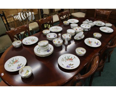 Royal Worcester Evesham pattern part dinner service and small number of similar Alfred Meakin pieces 40+ items, tureens, sauc