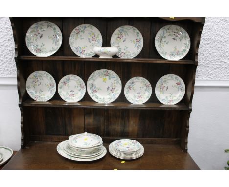 J &amp; G Meakin Chiltern pattern part dinner service, ashettes, tureens, dinner plates, side plates etc.+/- 25 pieces.