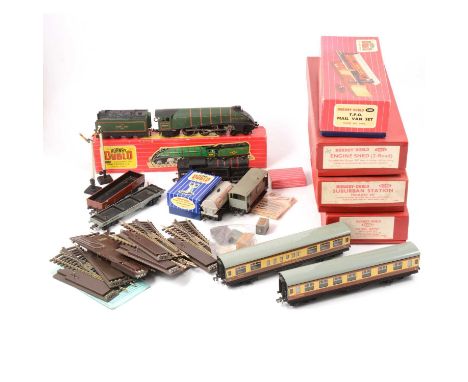 Hornby Dublo OO gauge model railway, one box including 2211 BR 4-6-2 'Golden Fleece' locomotive with tender, 2-rail, boxed; t