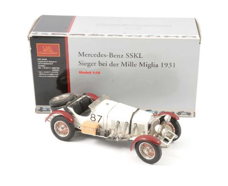 CMC Exclusive Modelle 1:18 scale model, Mercedes-Benz SSKL, Sieger bei der Mille Miglia 1931, boxed.Condition report:The mode