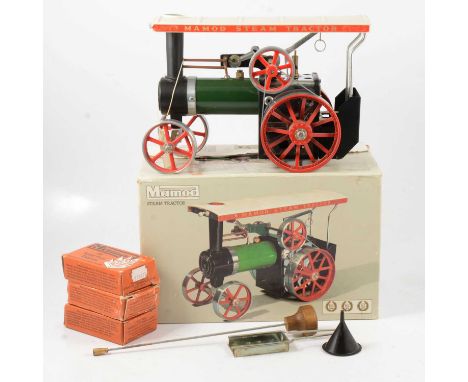Mamod live steam; TE1a steam tractor traction engine, boxed with inner card tray, steering pole, burner, scuttle, (unfired) f