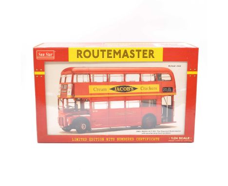 Sun Star model Routemaster RM254-VLT 253 standard bus, ref 2902, 1:24 scale, limited edition, boxed.Condition report:The mode