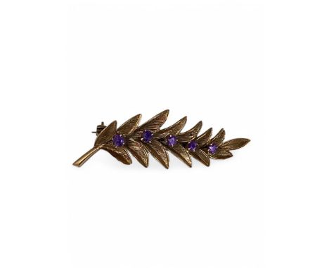 A mid-20th century 9ct gold and amethyst foliate spray brooch, London hallmarks 1963 Stones range 2.7 – 3.6mm, length 55m, wi