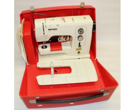 Bernina 830 record sewing machine with manual, cased