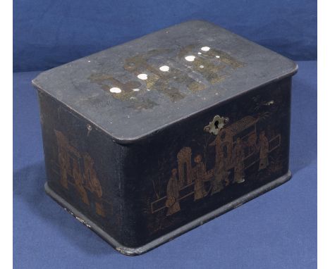 A Chinese wooden tea caddy