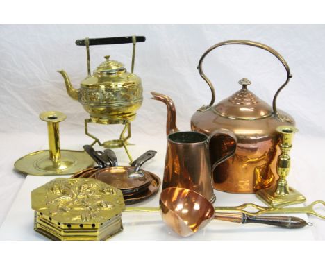 Box of mixed vintage Metalware to include Copper Kettle, saucepan Lids, Measuring Jug, Brass Fireside tools, Kettle etc