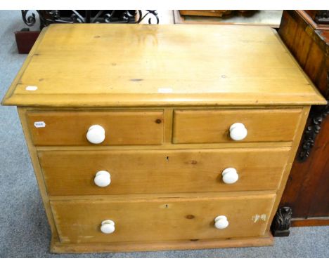 A pine chest of drawers 