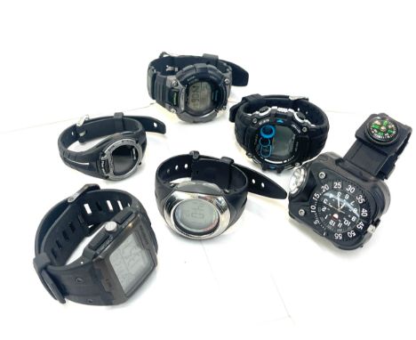 Selection of gents wrist watches includes Casio, Timex, Quarts etc 