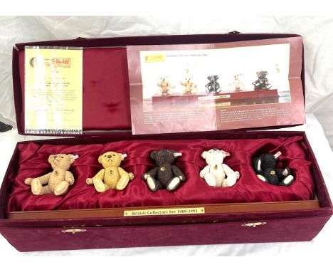 Boxed Steiff british collectors set 1989- 1993 