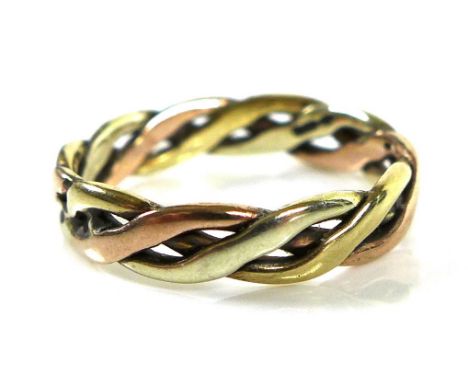 A tri coloured 9ct gold wedding band, of woven plaited form, size K, 2.2g. 