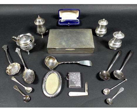 A collection of silver items including a cigarette box, cedar lining, plain rectangular body, Sanders and MacKenzie, Birmingh