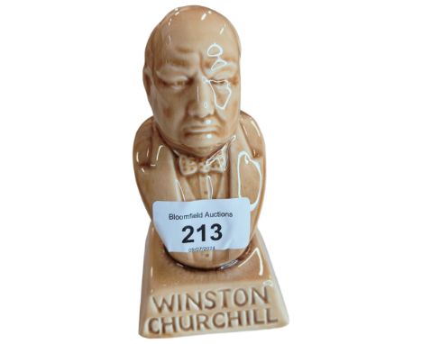 VINTAGE CHURCHILL WHISKY BUST 13CM 