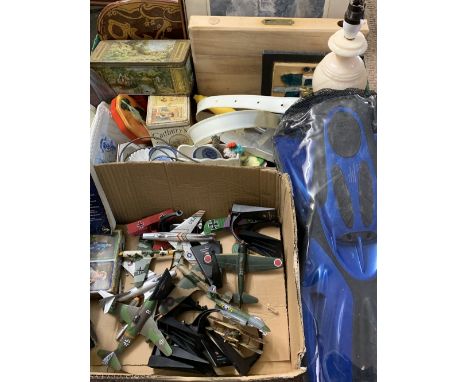 MIXED COLLECTABLES GROUP - to include a snorkel and flipper set, vintage China and tins, model aeroplanes, playing cards and 