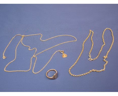 A 14CT GOLD MUFF CHAIN - 3grms, 50cms L, a 9ct gold fine link chain with tiny pendant, 4.9grms, 68cms L and a 9ct gold signet