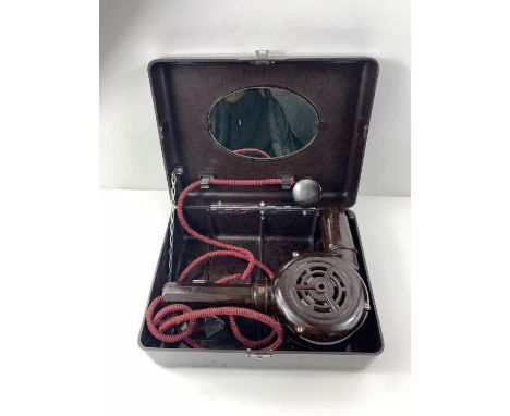 A vintage Siemens Ediswan 230-250 volt Bakelite cased hairdryer