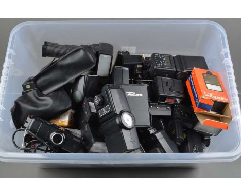 A Box of Flash Units, manufacturers include Nikon, Minolta, Vivitar, Jessop, Agfa and other examples, all untested, AF