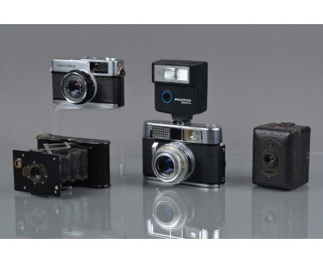 A Group of Various Cameras, a Voigtländer Vito CL, shutter working, light cell responsive, G, Kodak Vest Pocket Autographic, 