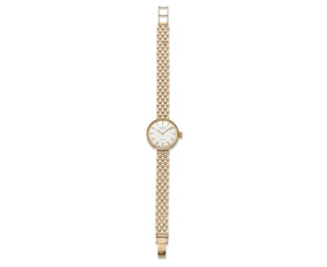 Rotary. A lady's 9ct gold manual wind bracelet watch, Circa 197017 jewel manual wind movement, FHF Cal: 351, silvered dial wi