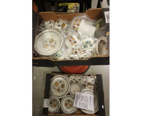 Broadhurst (mostly Kathy Winkle) approx 85pcs tableware, including patterns 'Barbados' 'Romany' 'San Tropez' 'Vanity Fair' et