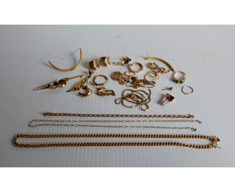 A 9ct yellow gold chain, 48 cm, and a miscellany of hallmarked 9ct scrap gold, 56g 