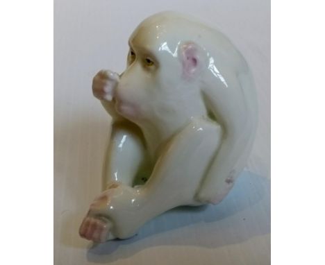 A Royal Worcester netsuke, modelled as an ape, c.1913,  without damage or repair 