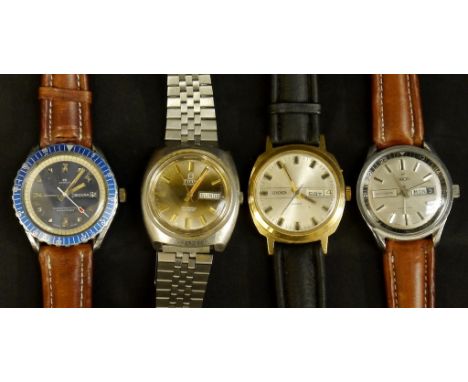 Watches - a Vintage Titus chronometer type wristwatch, dual tone brushed steel dial, baton markers, centre seconds, day date 
